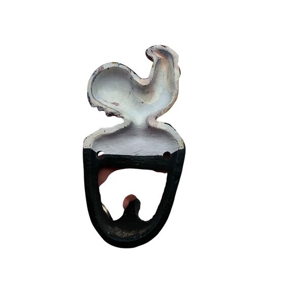 Vintage Cast Iron Hand Painted Chicken Rooster Jacket Key Hook Farmhouse - Picture 2 of 3